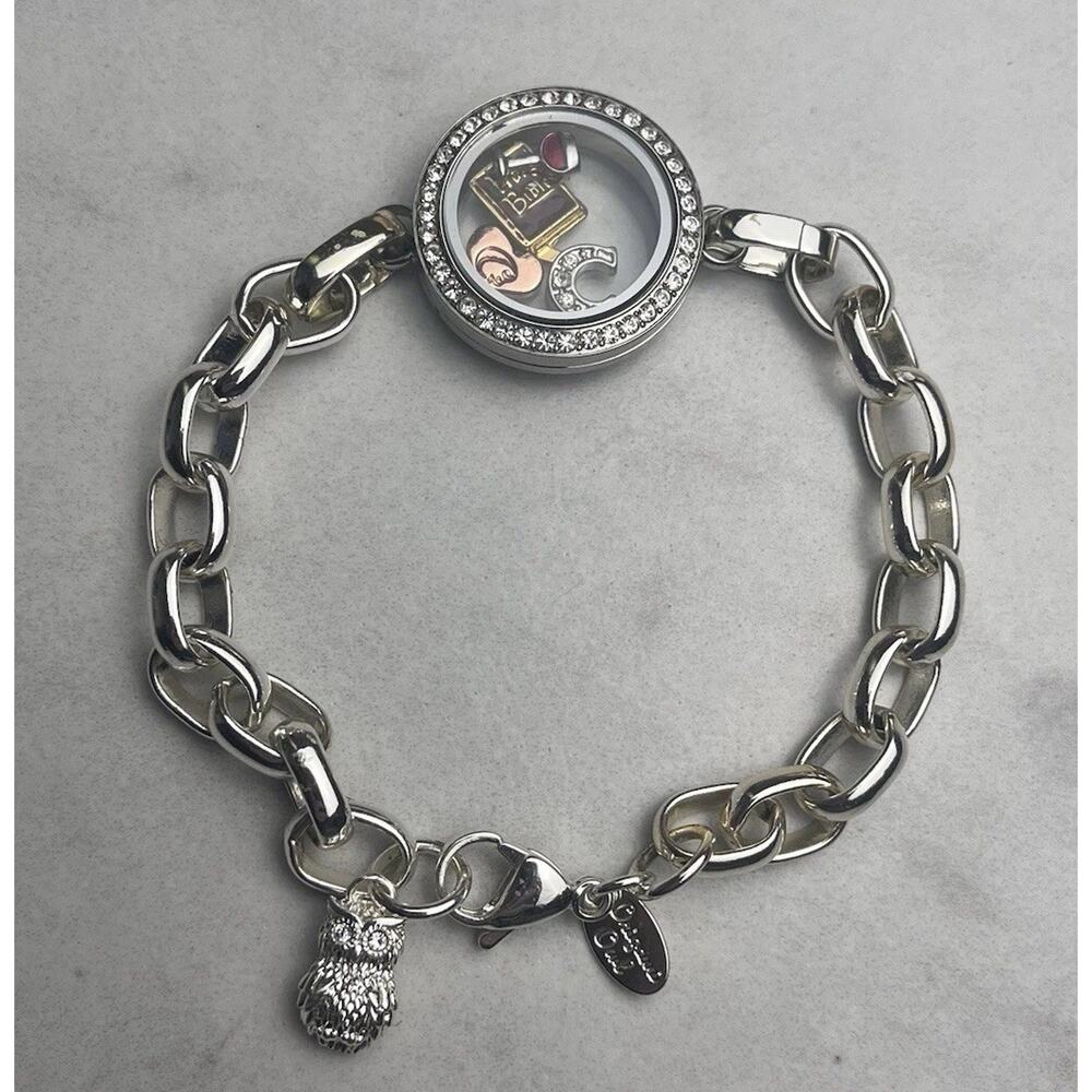 Origami Owl Silver Tone Bracelet -Mom Heart Charm - Holy Bible - Wine - Letter C - Picture 2 of 7
